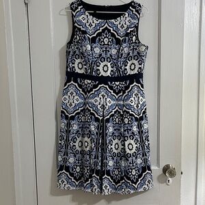 Talbots Sleeveless Pleated Dress Size 8P